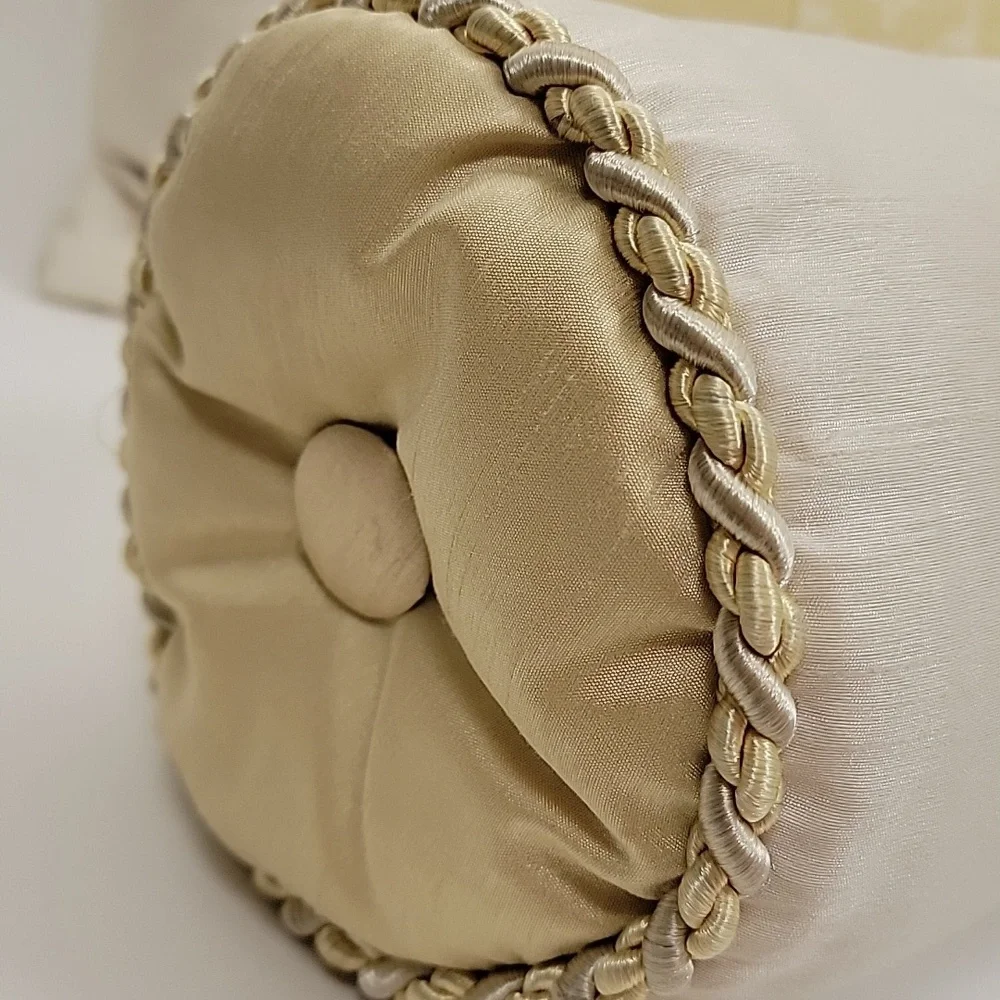 Gatsby Bedding Elegant Cream Gold Decorative Pillows 2 Piece Set